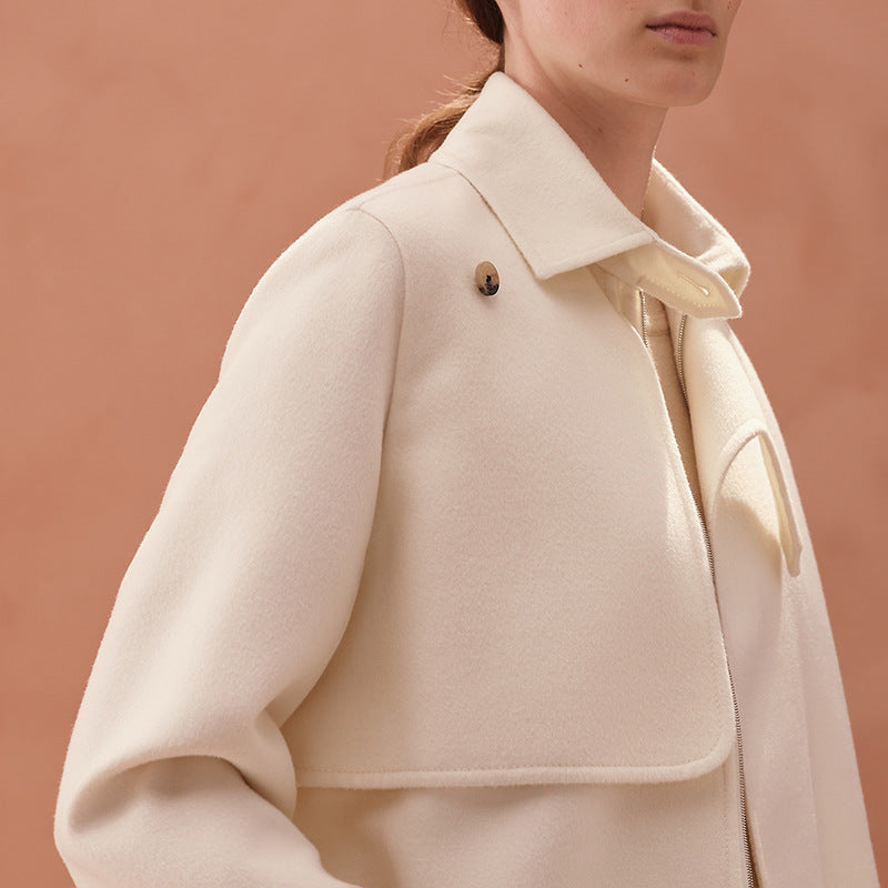 Veste Femme Courte en Cuir de Mouton – Style Rétro Élégant, Blanc Crème