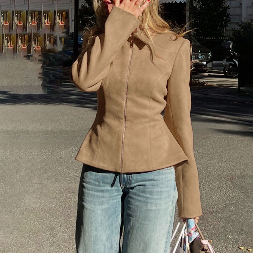 Veste zippée ajustée – Élégance structurée