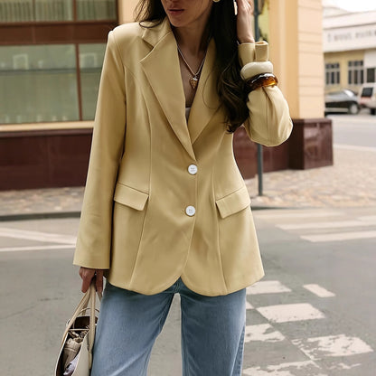 Blazer chic intemporel – Élégance moderne au quotidien