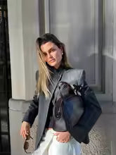 Veste Femme Élégante à Col Montant et Motif à Carreaux