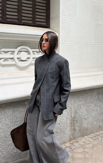 Veste Femme Élégante à Col Montant et Motif à Carreaux