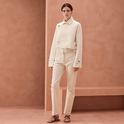 Veste Femme Courte en Cuir de Mouton – Style Rétro Élégant, Blanc Crème